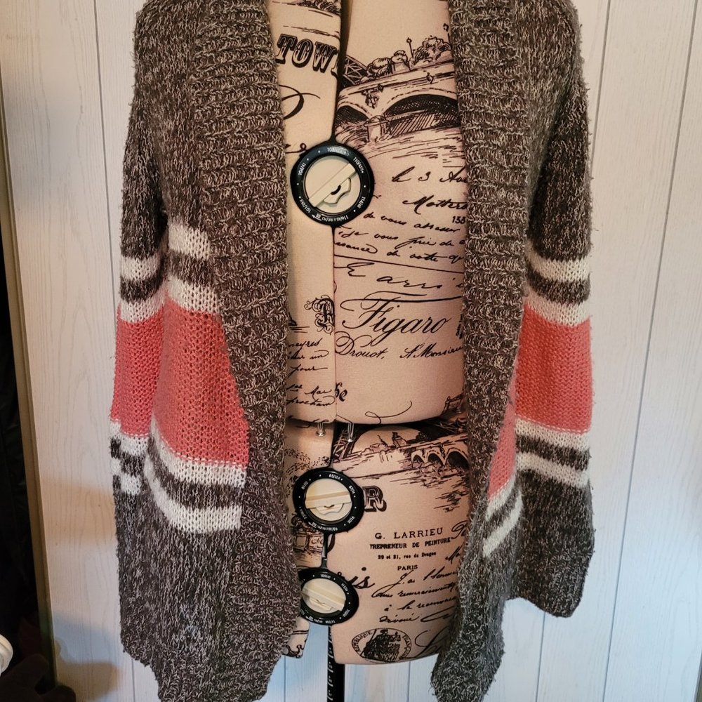 💚 Knit Cardigan - Picture 2 of 3
